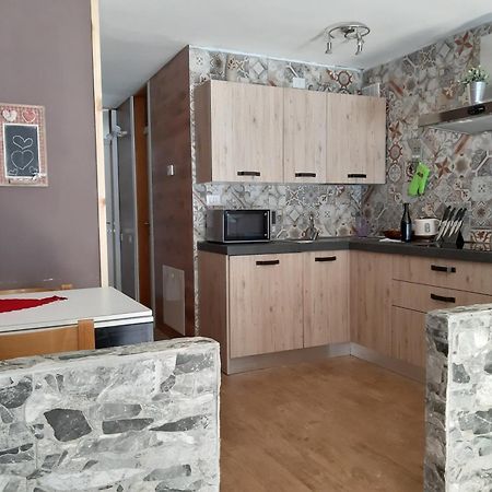 Sul Cucuzzolo Lägenhet Marilleva Exteriör bild