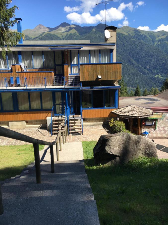 Sul Cucuzzolo Lägenhet Marilleva Exteriör bild