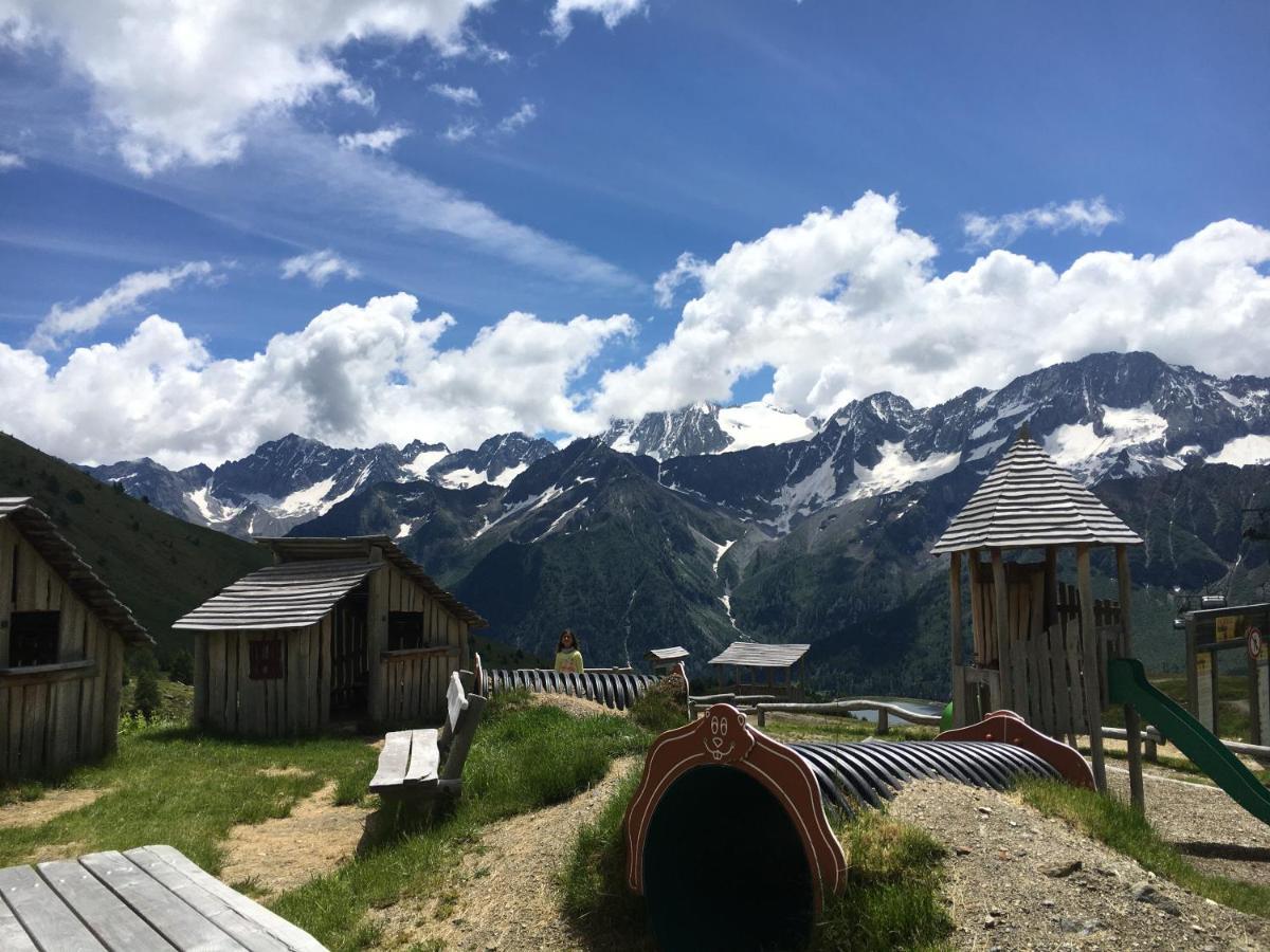 Sul Cucuzzolo Lägenhet Marilleva Exteriör bild